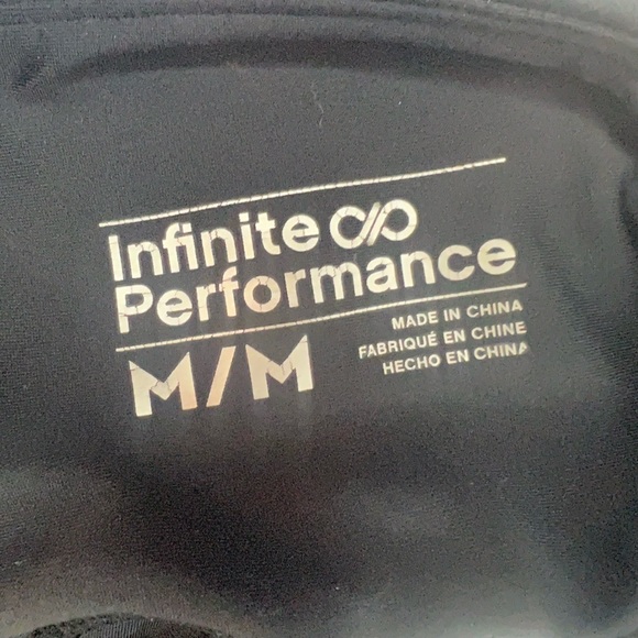 High Waisted Black Leggings w/ light pink pockets Size Medium - Picture 6 of 10